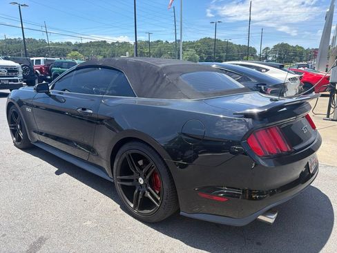 Used 2017 Ford Mustang GT Premium RWD image 6