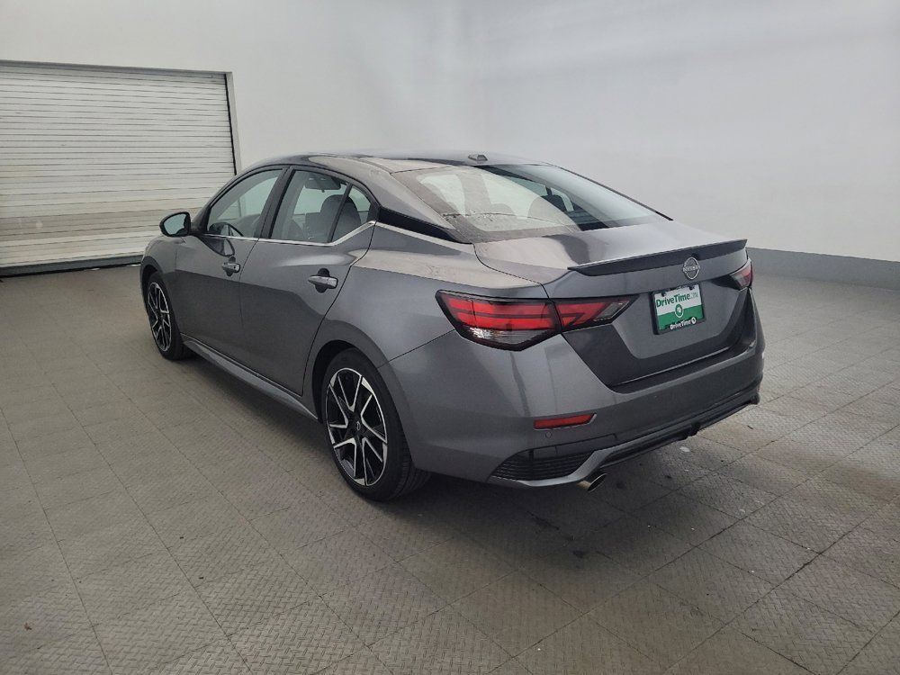 Used 2025 Nissan Sentra SR FWD image 5