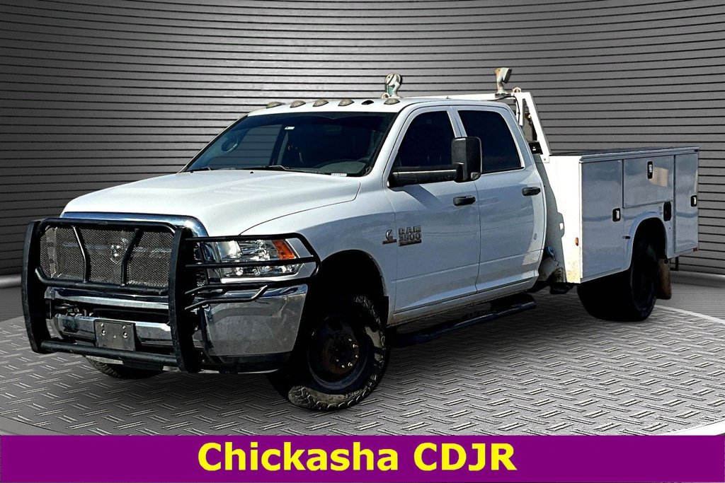 Used 2018 RAM 3500 Tradesman w/ Chrome Appearance Group AWD/4WD image 2