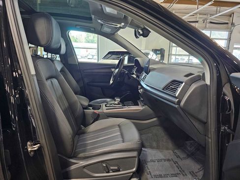 Used 2023 Audi Q5 2.0T Premium w/ Convenience Package image 10