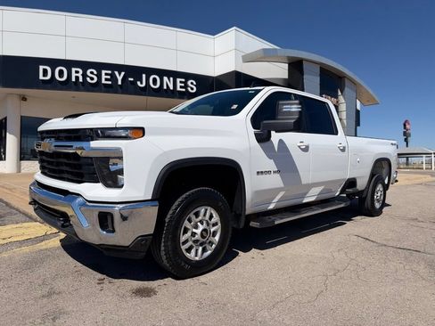 Used 2025 Chevrolet Silverado 2500 LT w/ Convenience Package AWD/4WD image 1