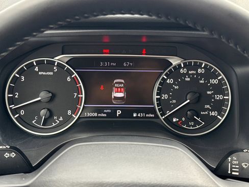 Used 2025 Nissan Rogue SV AWD/4WD image 18
