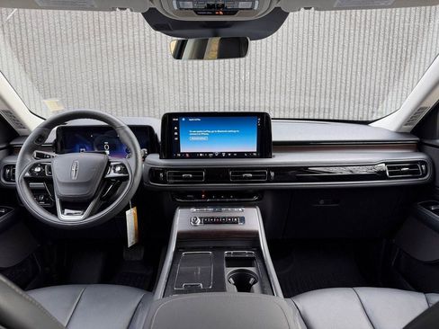 New 2026 Lincoln Aviator Reserve w/ Illumination Package image 51