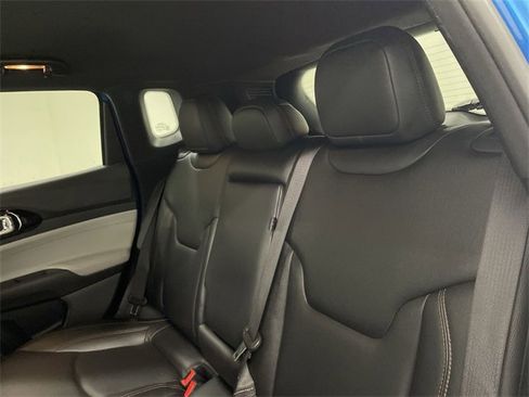 Used 2024 Jeep Compass Limited image 16