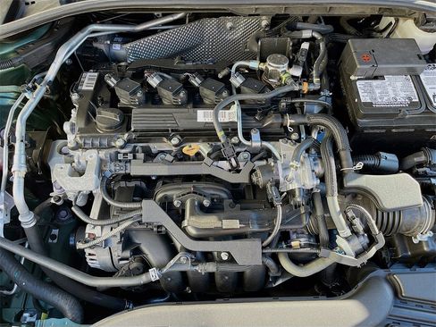 Used 2022 Toyota Corolla Cross XLE w/ Convenience Package image 32