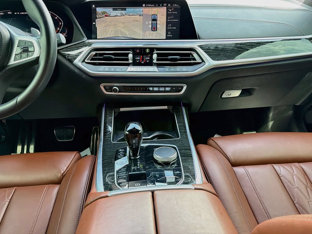Used 2022 BMW X7 M50i w/ Dynamic Handling Package AWD/4WD image 19