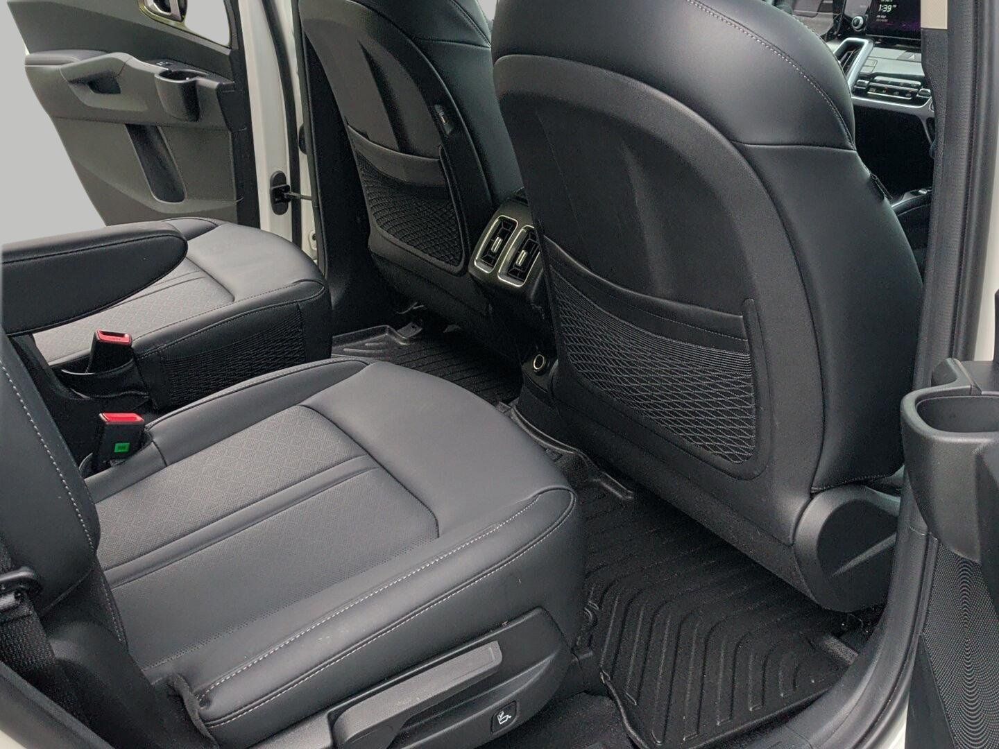 Used 2024 Kia Sorento EX AWD/4WD image 14