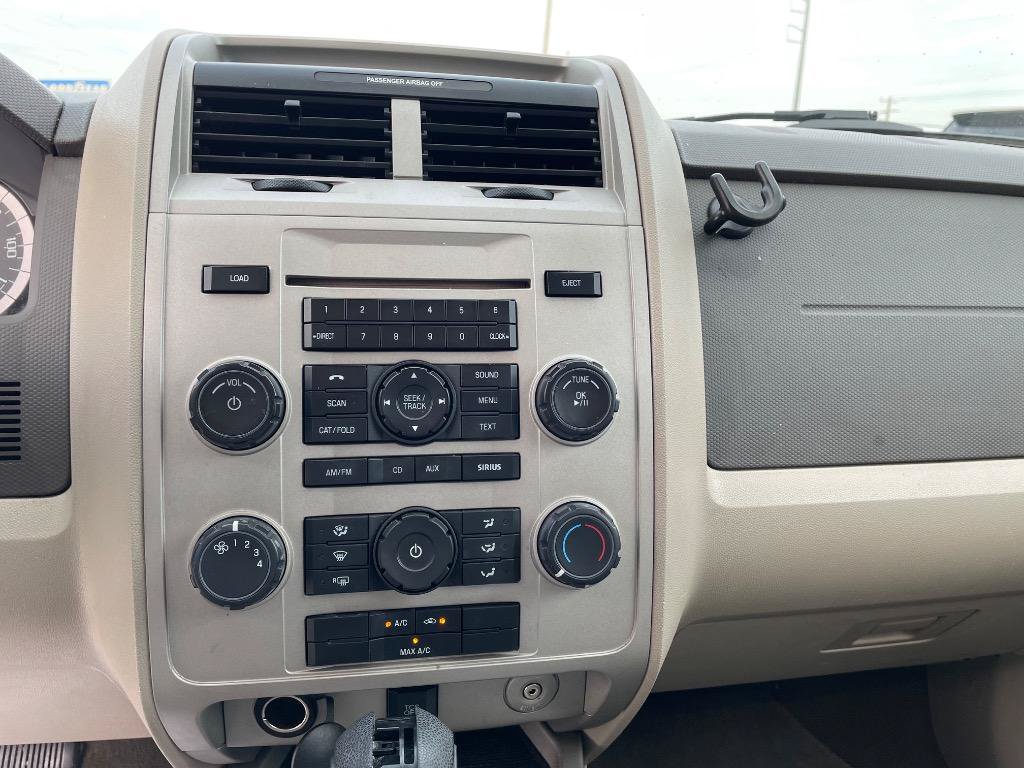 Used 2011 Ford Escape XLT FWD image 10