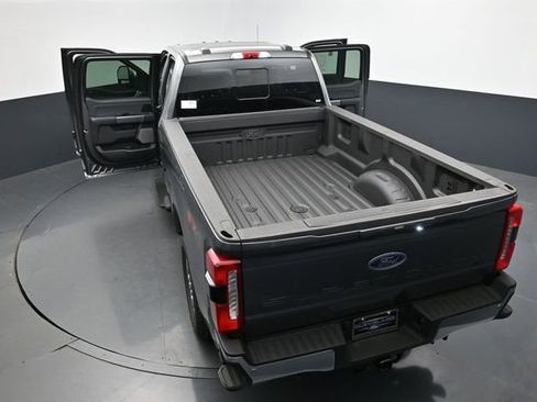 Used 2025 Ford F250 Lariat w/ Lariat Ultimate Package AWD/4WD image 45