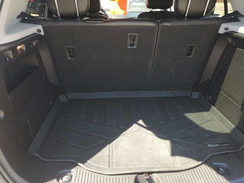 Used 2018 Chevrolet Trax LT w/ LT Convenience Package image 6