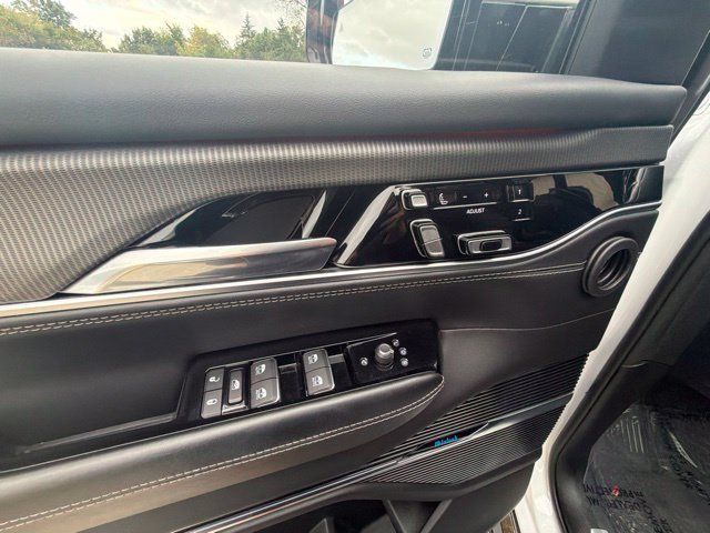Used 2022 Jeep Grand Wagoneer Series II w/ Quick Order Packagew 28T AWD/4WD image 20