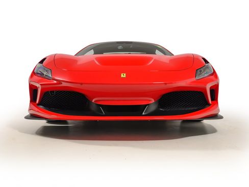 Used 2022 Ferrari F8 Tributo RWD image 17