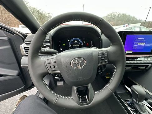 New 2026 Toyota Camry SE image 13