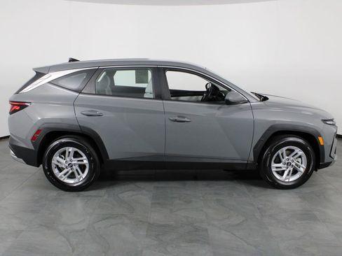 Certified 2026 Hyundai Tucson SE FWD image 15