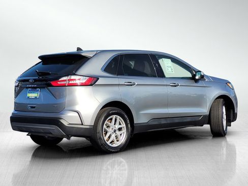 Used 2024 Ford Edge SEL image 5