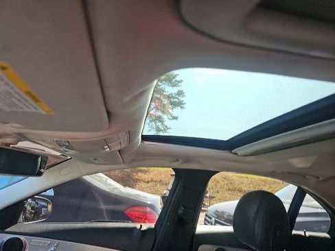 Used 2019 Mercedes-Benz C 300 Sedan image 6