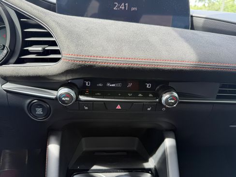 Used 2024 MAZDA MAZDA3 s image 34