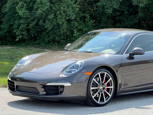 Used 2013 Porsche 911 Carrera 4S AWD/4WD image 12