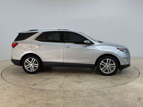 Used 2018 Chevrolet Equinox Premier FWD image 8