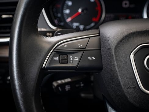 Used 2023 Audi Q5 2.0T Premium image 24