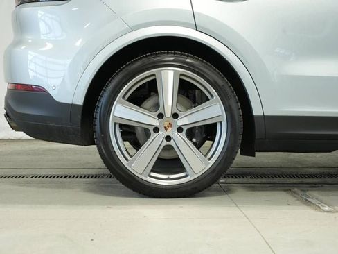 New 2026 Porsche Cayenne AWD/4WD image 41