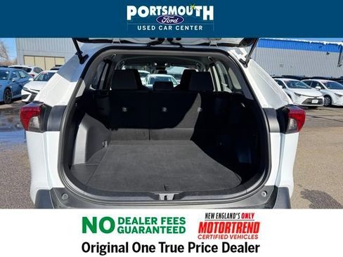 Used 2024 Toyota RAV4 XLE image 12