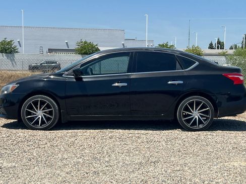 Used 2016 Nissan Sentra S FWD image 6