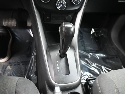 Used 2019 Chevrolet Trax LS image 14