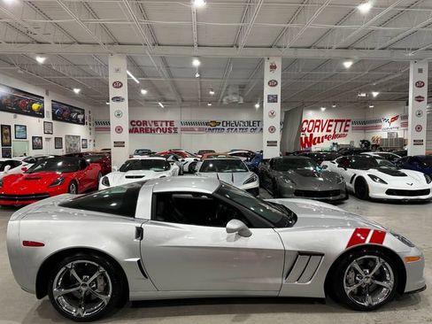 Used 2012 Chevrolet Corvette Grand Sport w/ 2LT Preferred Equipment Group RWD image 17