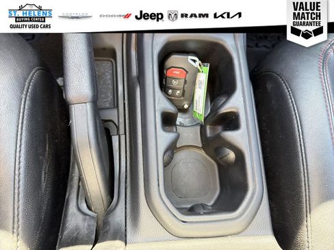 Used 2021 Jeep Gladiator Rubicon AWD/4WD image 25