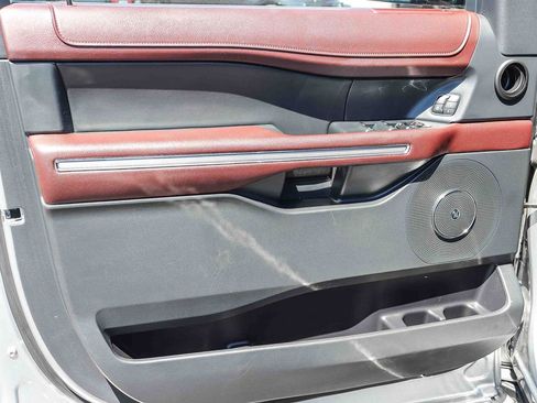 Certified 2022 Ford Expedition Max Limited AWD/4WD image 19