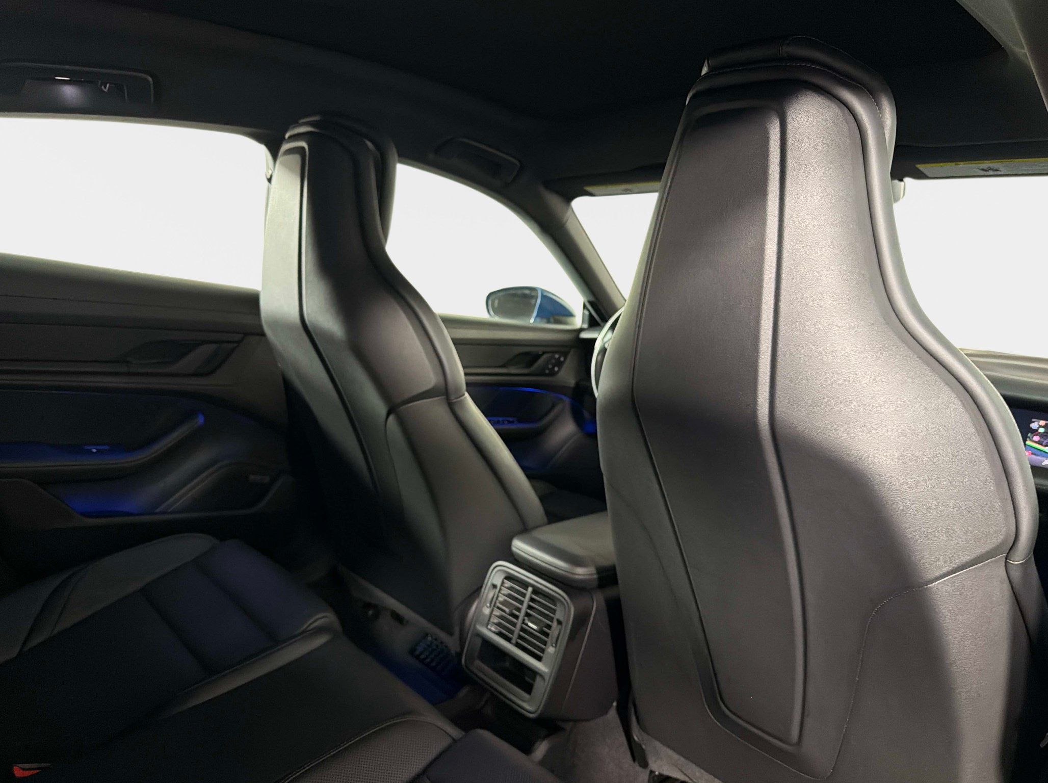 Used 2023 Porsche Taycan RWD image 29