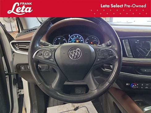 Used 2018 Buick Enclave Avenir w/ Avenir Technology Package image 13