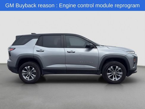 Used 2025 Chevrolet Equinox LT w/ Safety and Technology Package FWD image 7
