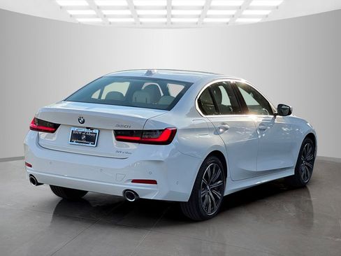 Used 2026 BMW 330i Sedan w/ Parking Assistance Package image 6