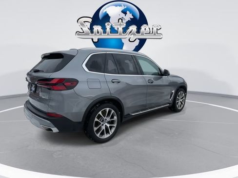Used 2025 BMW X5 xDrive50e image 8