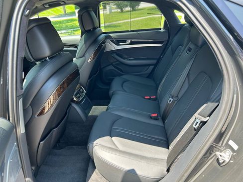 Used 2011 Audi A8 4.2 AWD/4WD image 12