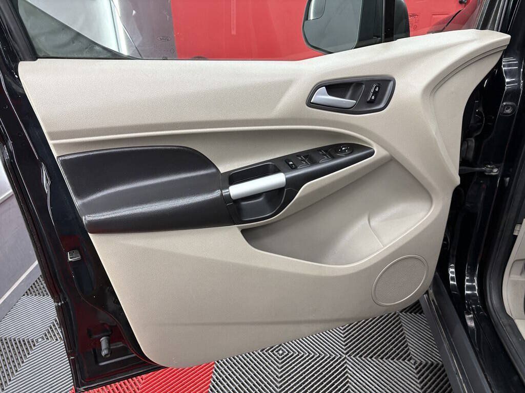 Used 2014 Ford Transit Connect XLT FWD image 7