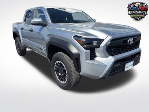Used 2024 Toyota Tacoma TRD Off-Road AWD/4WD image 1