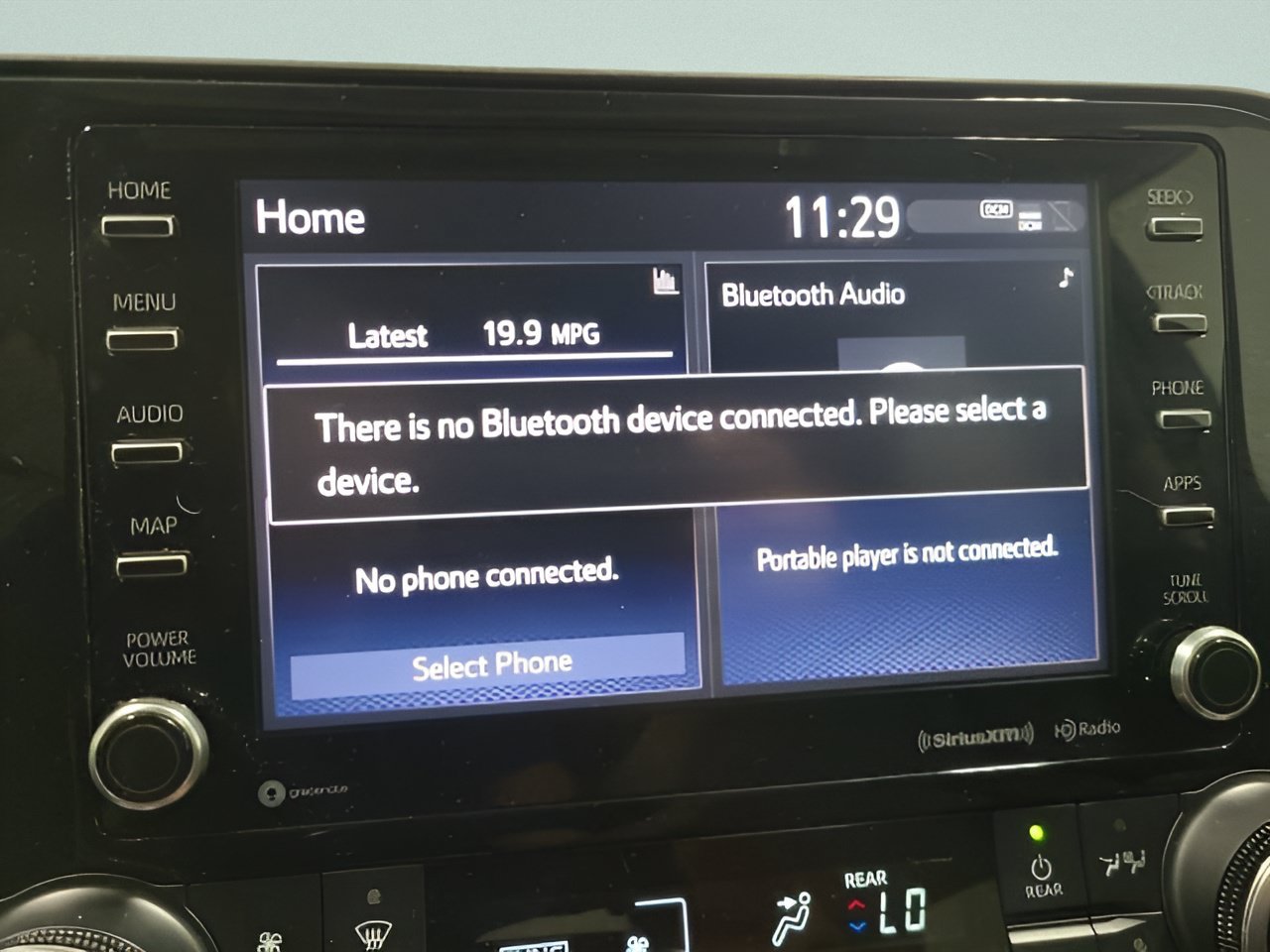 Used 2021 Toyota Highlander XLE FWD image 34