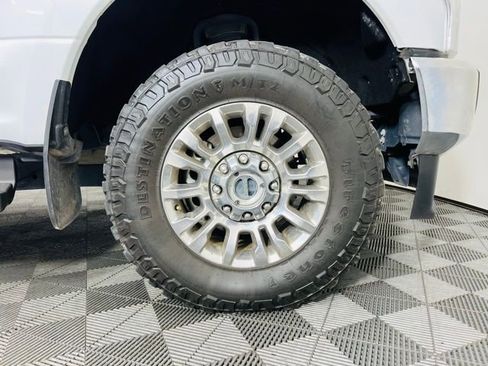 Used 2022 Ford F350 Lariat w/ Chrome Package AWD/4WD image 7