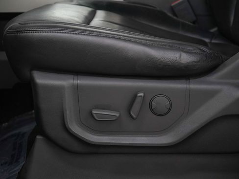 Used 2020 Ford F150 Lariat w/ Equipment Group 502A Luxury AWD/4WD image 26