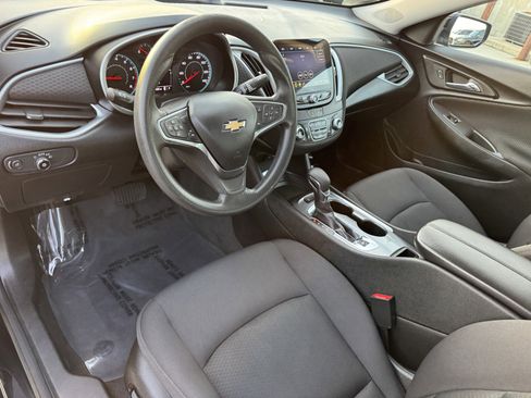 Used 2024 Chevrolet Malibu LT image 13