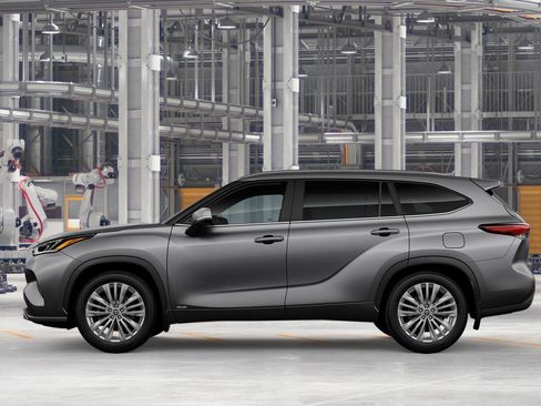 New 2026 Toyota Highlander Platinum image 6
