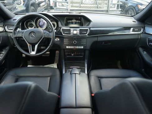 Used 2016 Mercedes-Benz E 350 Sedan image 21
