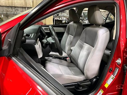 Used 2015 Toyota Corolla LE image 7