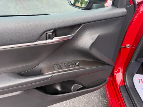 Used 2023 Toyota Camry SE FWD image 25