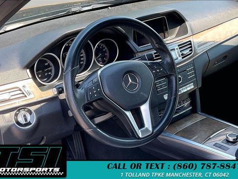 Used 2016 Mercedes-Benz E 350 4MATIC Sedan image 13