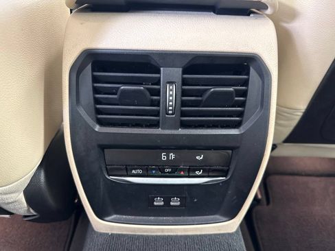 Used 2023 BMW 330e w/ M Sport Package RWD image 12