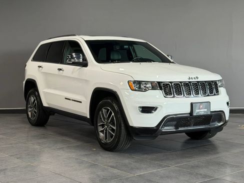 Used 2020 Jeep Grand Cherokee Limited AWD/4WD image 3